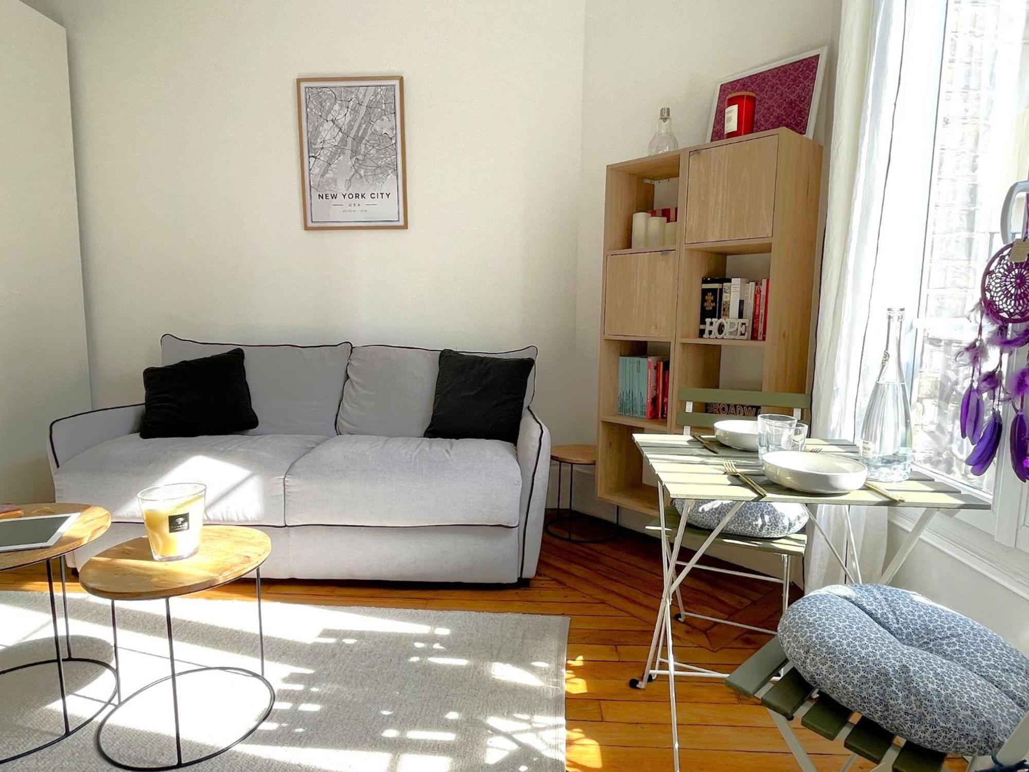 L' Blomet Apartment